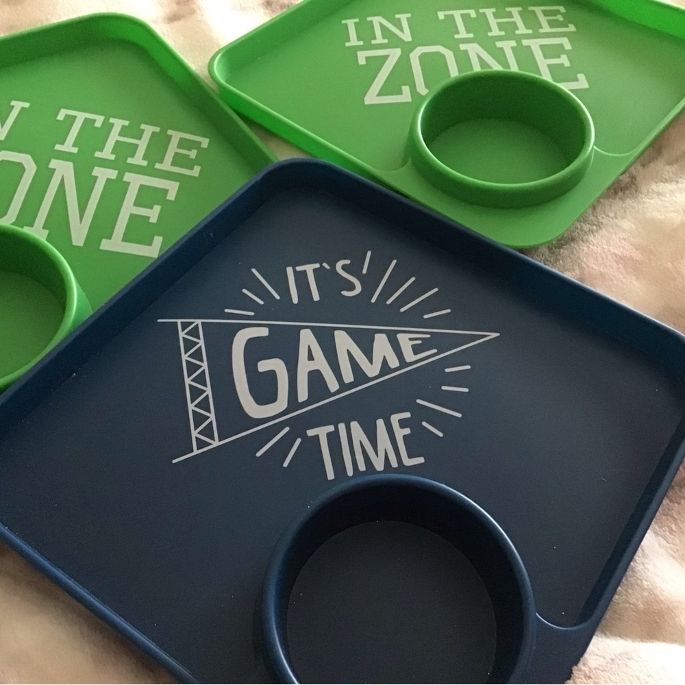 Game Time Snack Trays (LOT OF 3) Brand New